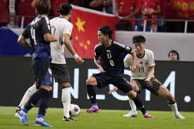 欧冠精彩1夜！利物浦7连胜出线 巴萨5-4读秒绝杀.